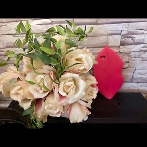 Victoria’s Secret PINK lips cell phone cover